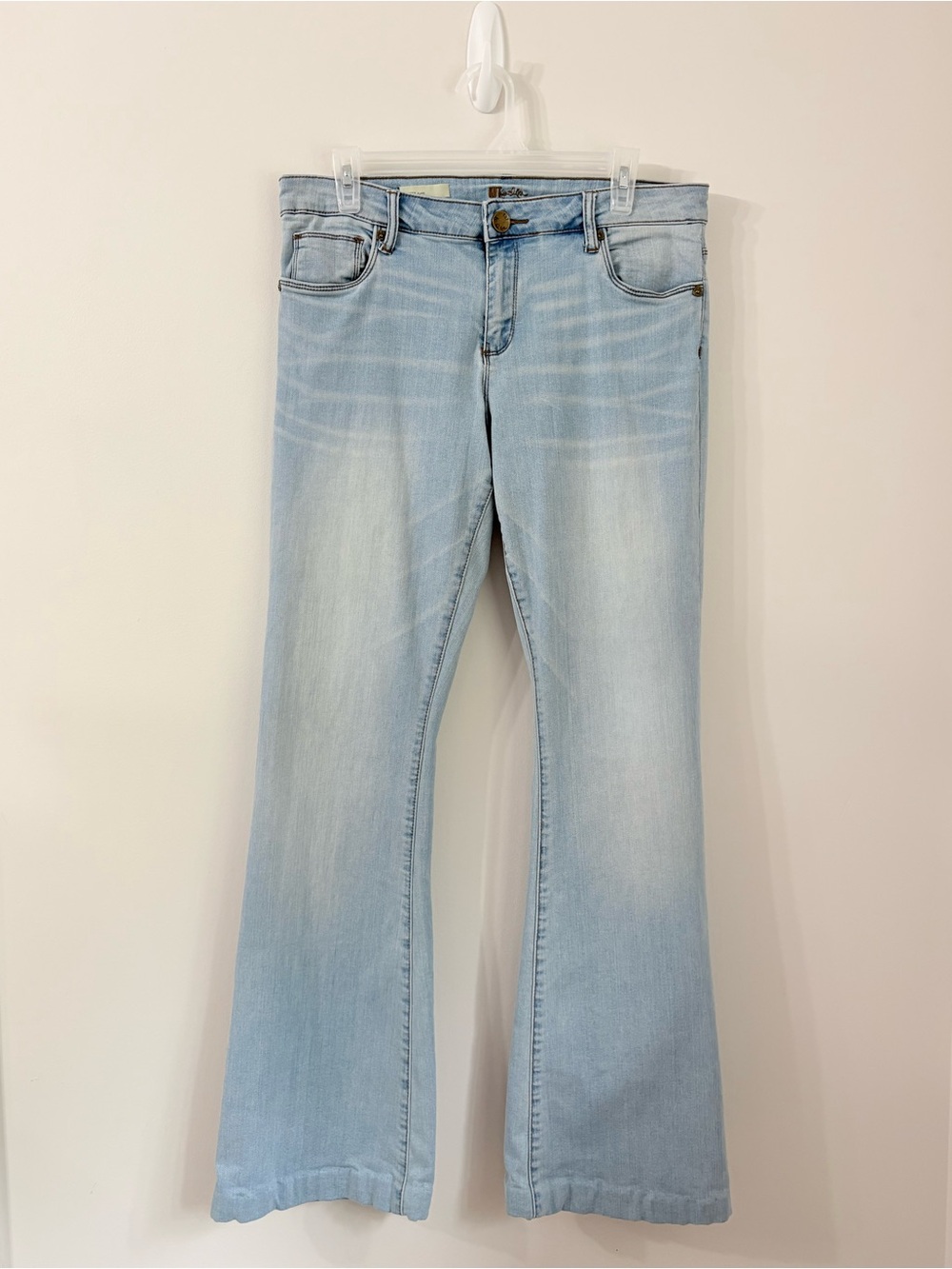 KUT FROM THE KLOTH Chrissy Flare Jeans Light Wash Womens 12 Western Festival